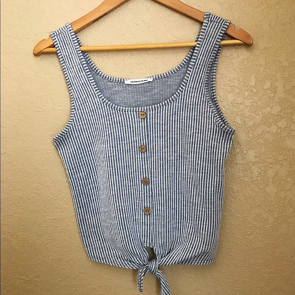 3/$20! 🥳 CAUTION TO THE WIND • striped crop tank